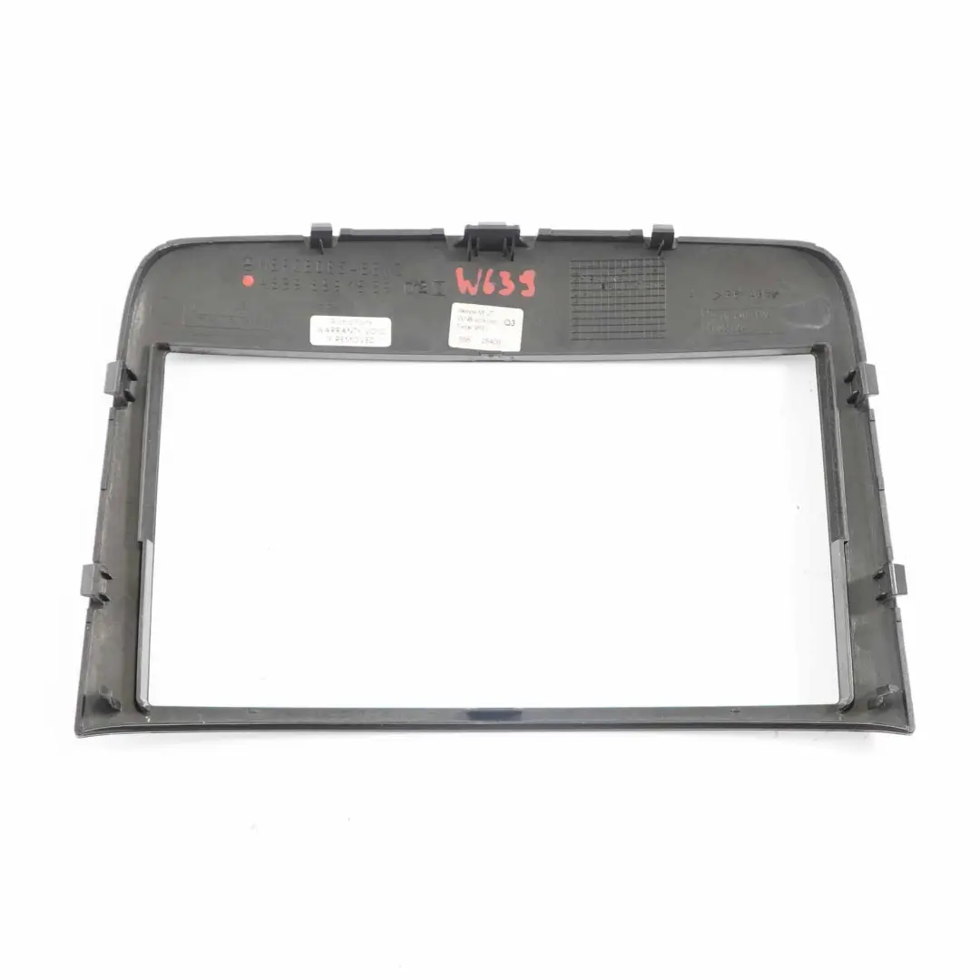 Vorne Armaturenbrett Abdeckung Radio Rahmen für Mercedes Vito W639 mit Teilenummer A6396891539 Mercedes Vito W639 Vorne Armaturenbrett Abdeckung Radio Rahmen - SKU A6396891539 - Teilenummer A6396891539