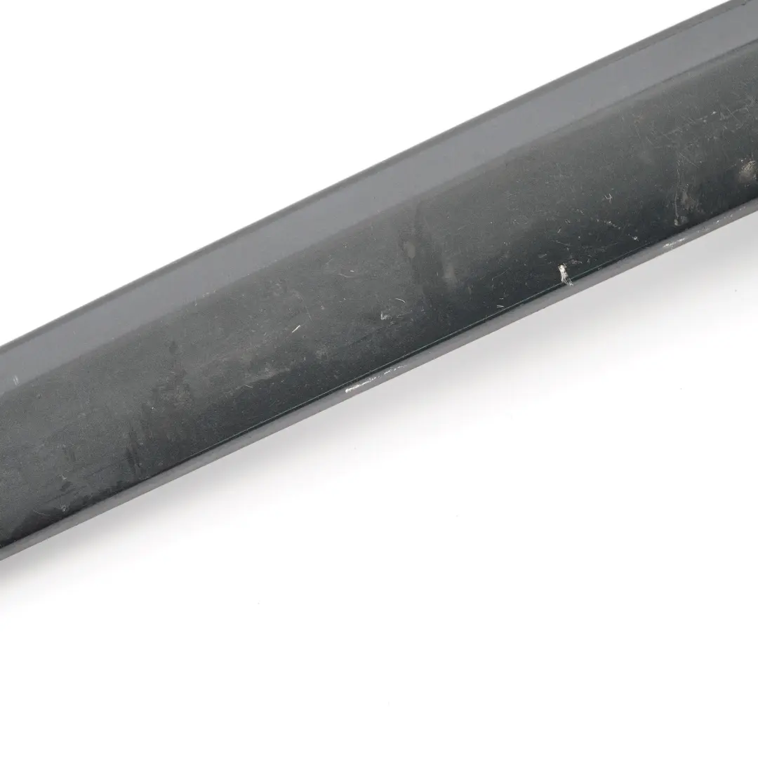 Mercedes W639 Moulure de Porte Avant Gauche Noir Carbone - 040 - SKU A6396900262-CBL - Numéro de pièce A6396900262