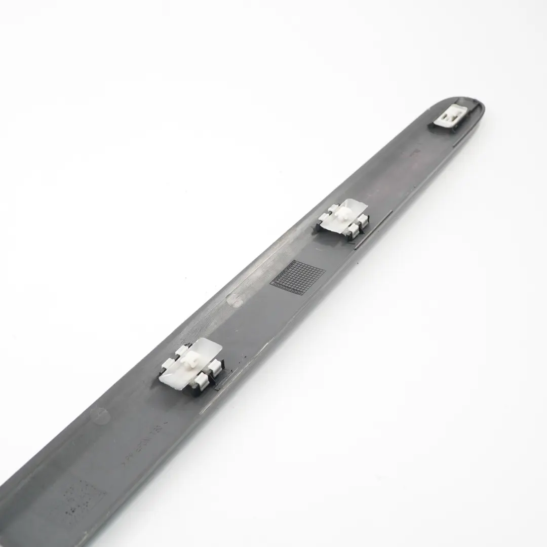 Mercedes W639 Tapa de moldura de puerta delantera izquierda Flint Grey - 368 - SKU A6396900262-FLG - Número de pieza A6396900262