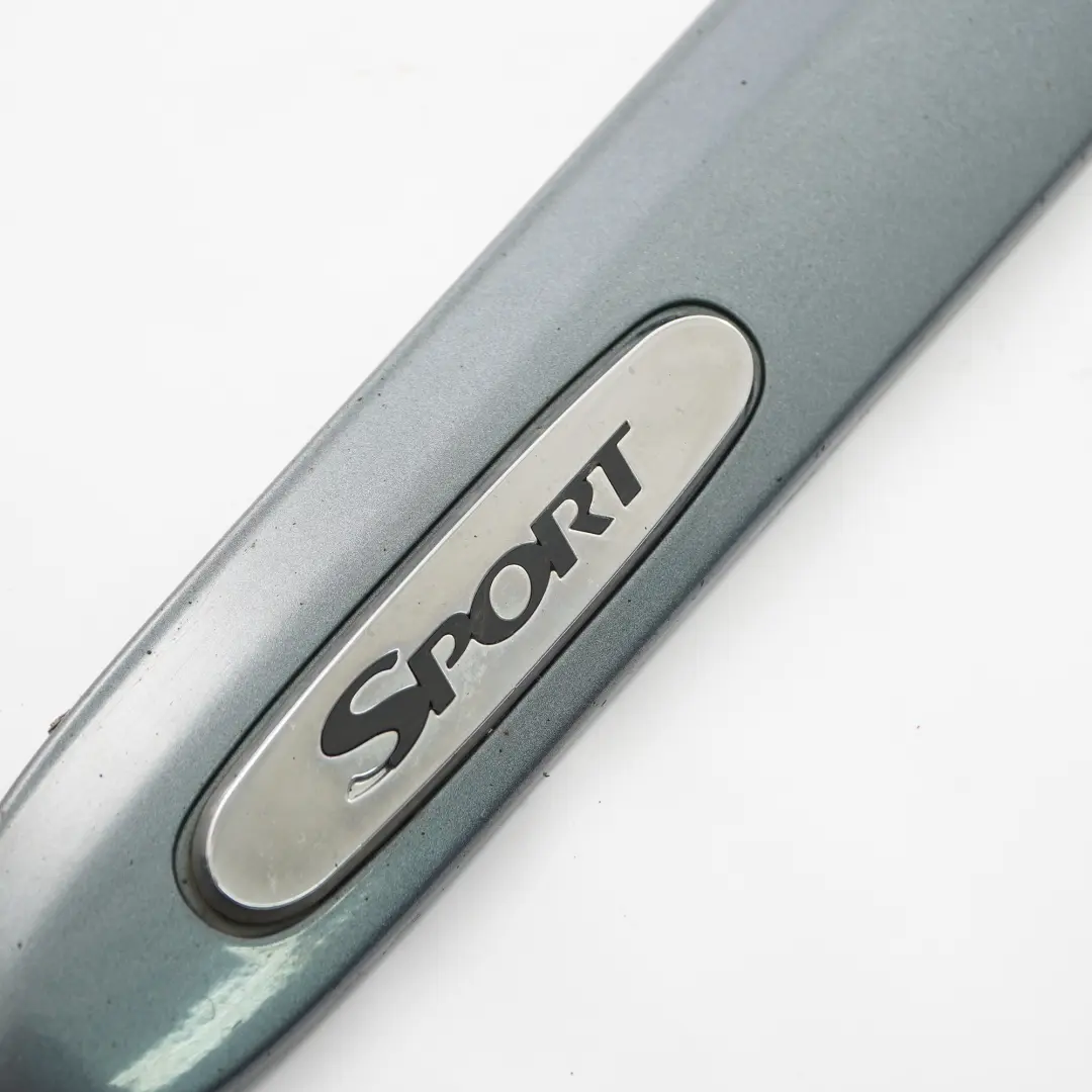 Listwa Drzwi Lewy Przód Flint Grey Metallic - 368 do Mercedes Vito W639 o numerze A6396900262 Mercedes Vito W639 Listwa Drzwi Lewy Przód Flint Grey Metallic - 368 - SKU A6396900262-FLG - Numer Części A6396900262