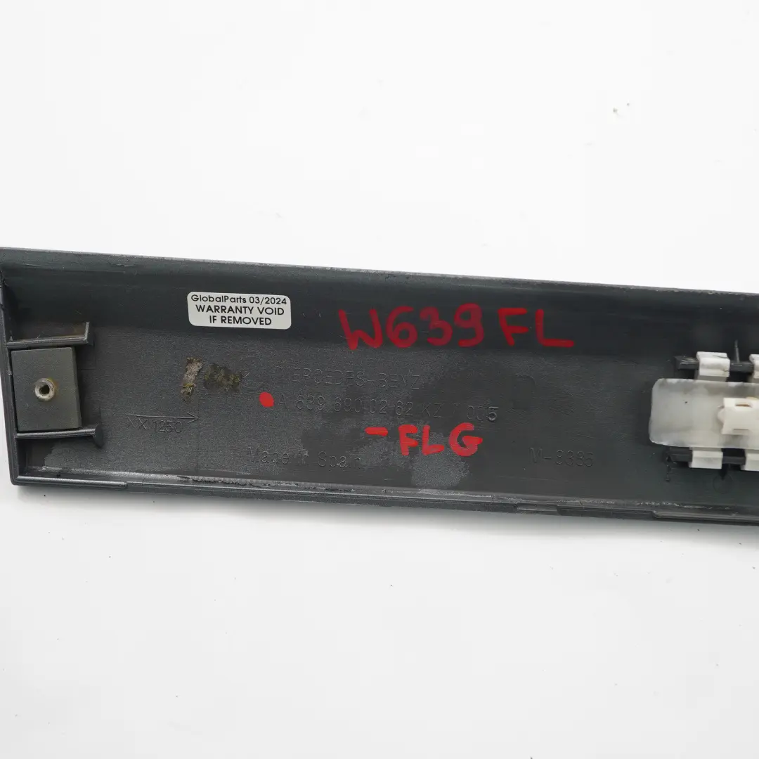 Mercedes W639 Tapa de moldura de puerta delantera izquierda Flint Grey - 368 - SKU A6396900262-FLG - Número de pieza A6396900262