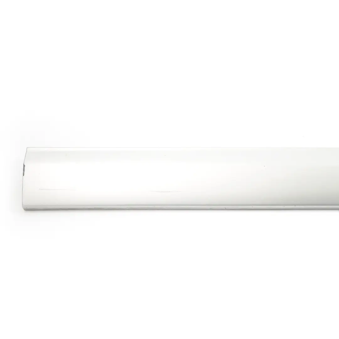 Moulure de Porte Avant Droit Argent Brillant - 9744 pour Mercedes W639 à propos du numéro de pièce A6396900562 Mercedes W639 Moulure de Porte Avant Droit Argent Brillant - 9744 - SKU A6396900562-BRS - Numéro de pièce A6396900562