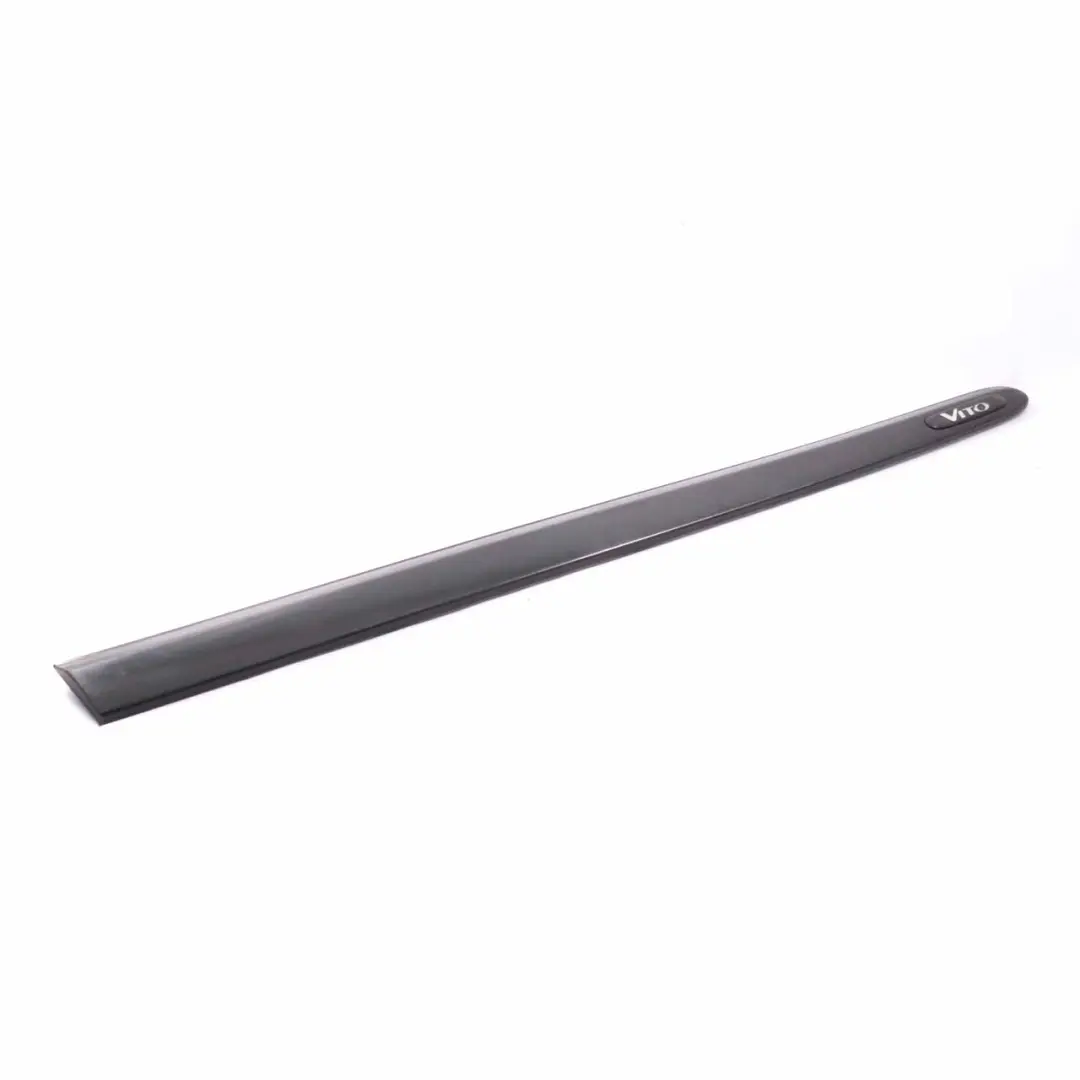 Porta destra Striscia modanatura Obsidian Black -197 per Mercedes W639 con numero di parte A6396900562 Mercedes W639 Porta destra Striscia modanatura Obsidian Black -197 - SKU A6396900562-OB - Numero di parte A6396900562
