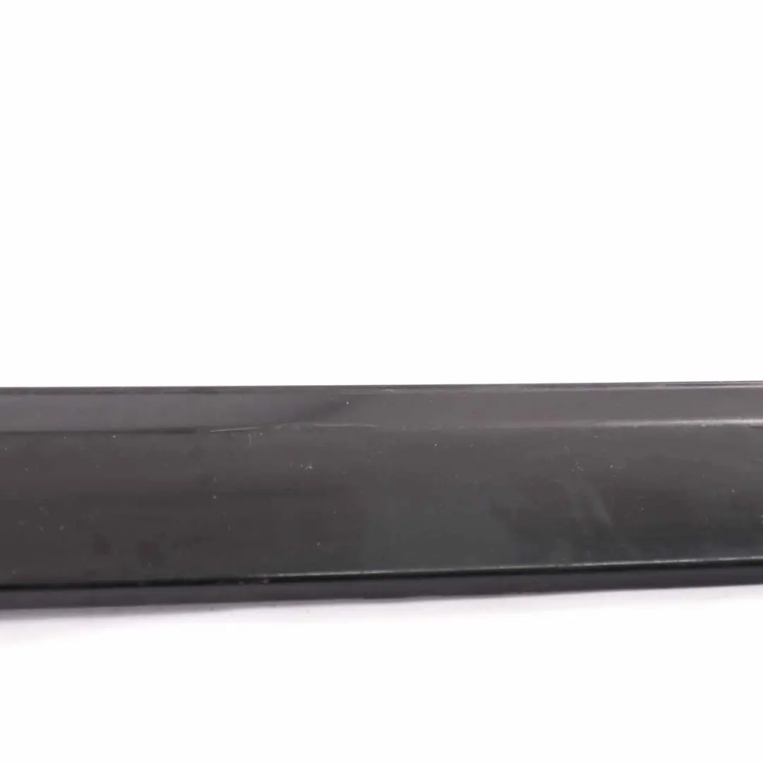Mercedes W639 Puerta Derecha Tira Moldura Obsidian Black - SKU A6396900562-OB - Número de pieza A6396900562
