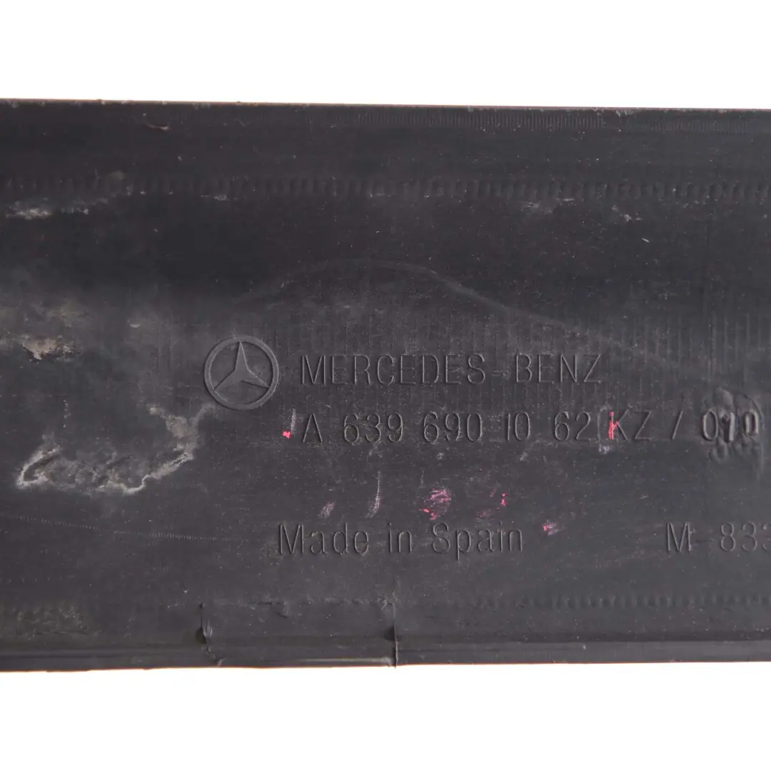 Mercedes-Benz Vito W639 Tür Zierleiste Schiebetür Schutzleiste Links für mit Teilenummer A6396901062 Mercedes-Benz Vito W639 Tür Zierleiste Schiebetür Schutzleiste Links - SKU A6396901062 - Teilenummer A6396901062