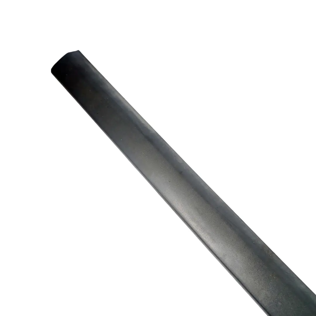 Panneau de porte coulissante arrière droite pour Mercedes Vito W639 à propos du numéro de pièce A6396901162 Mercedes Vito W639 Panneau de porte coulissante arrière droite - SKU A6396901162 - Numéro de pièce A6396901162