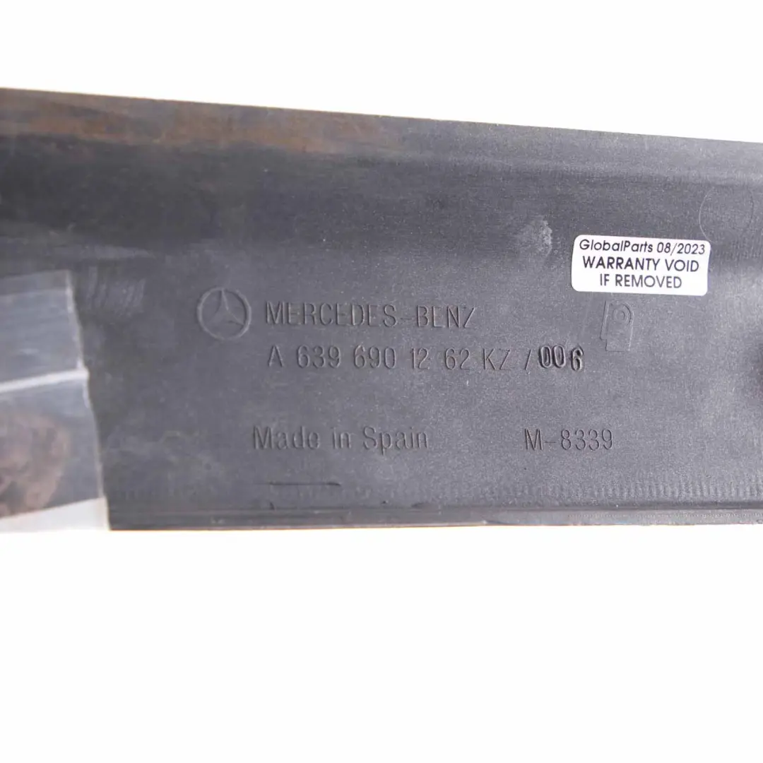 Mercedes W639 Listwa Drzwi Lewa Srebrna - SKU A6396901262 - Numer Części A6396901262