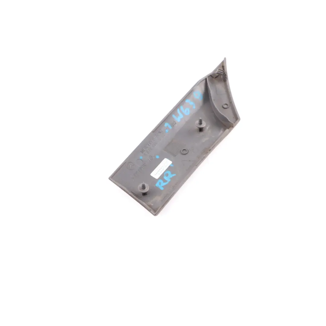  Moldura Puerta Mercedes W639 Banda Protectora Trasera Derecha Negro - SKU A6396902662-1 - Número de pieza A6396902662