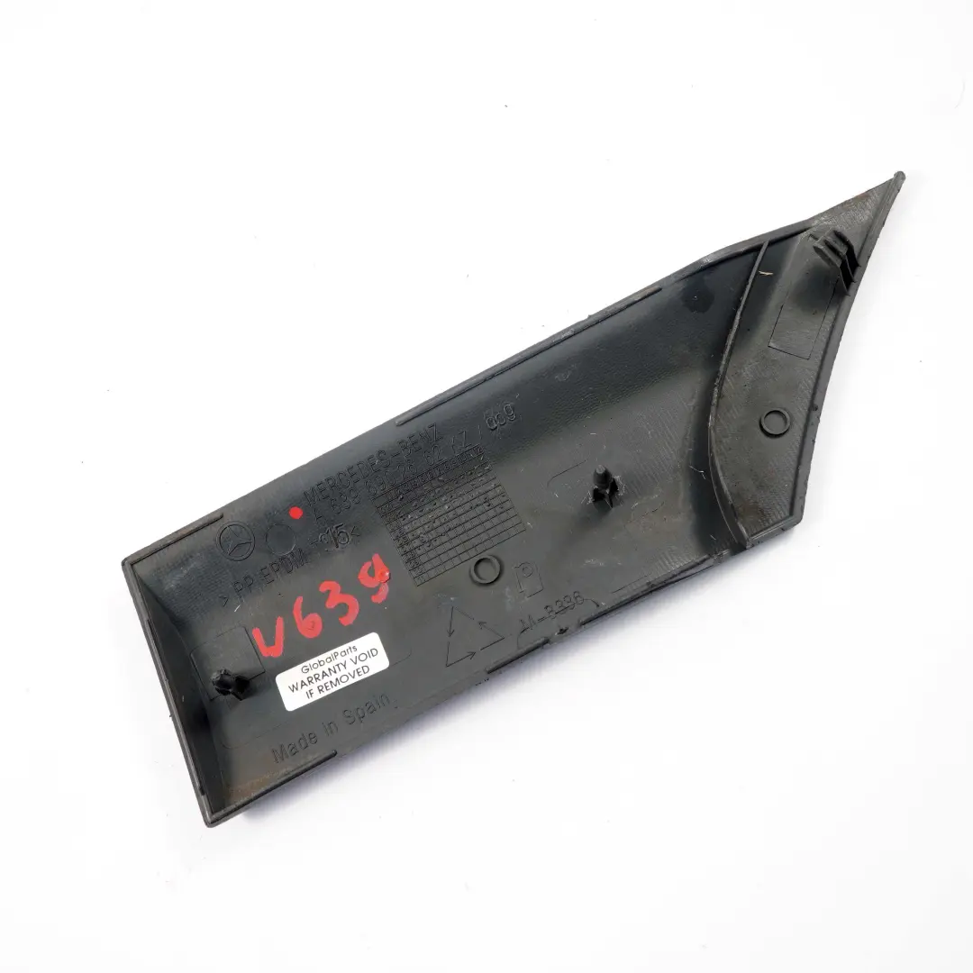 Mercedes Vito W639 Striscia protettiva modanatura porta posteriore destra nera - SKU A6396902662 - Numero di parte A6396902662