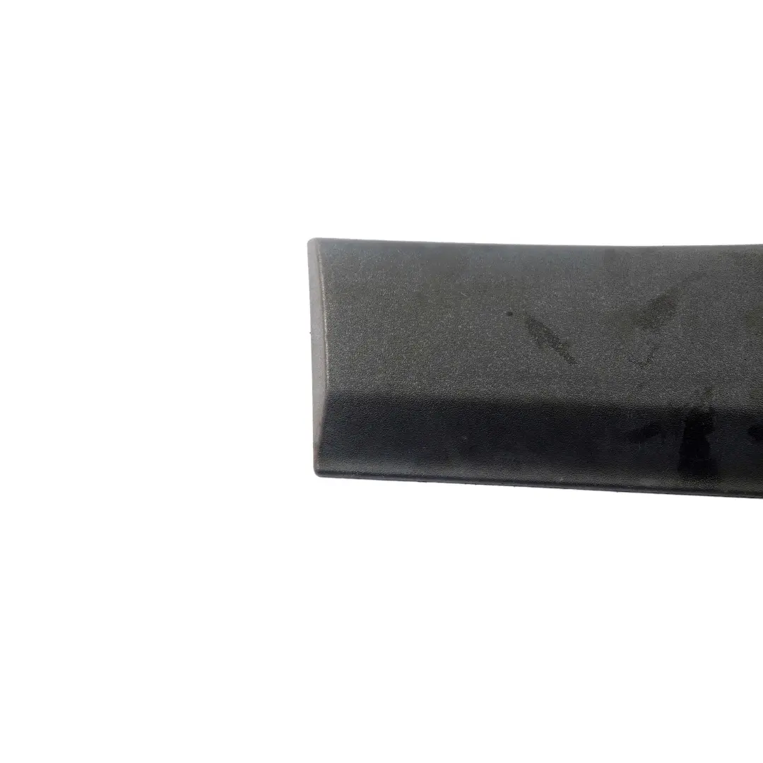 Mercedes Vito W639 protection moulure porte arriere droite noire - SKU A6396902662 - Numéro de pièce A6396902662