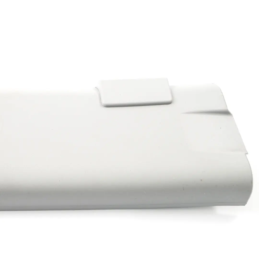 Cache la garniture intérieure pilier B supérieur droit gris pour Mercedes Vito W639 à propos du numéro de pièce A6396908553 Mercedes Vito W639 Cache la garniture intérieure pilier B supérieur droit gris - SKU A6396908553 - Numéro de pièce A6396908553