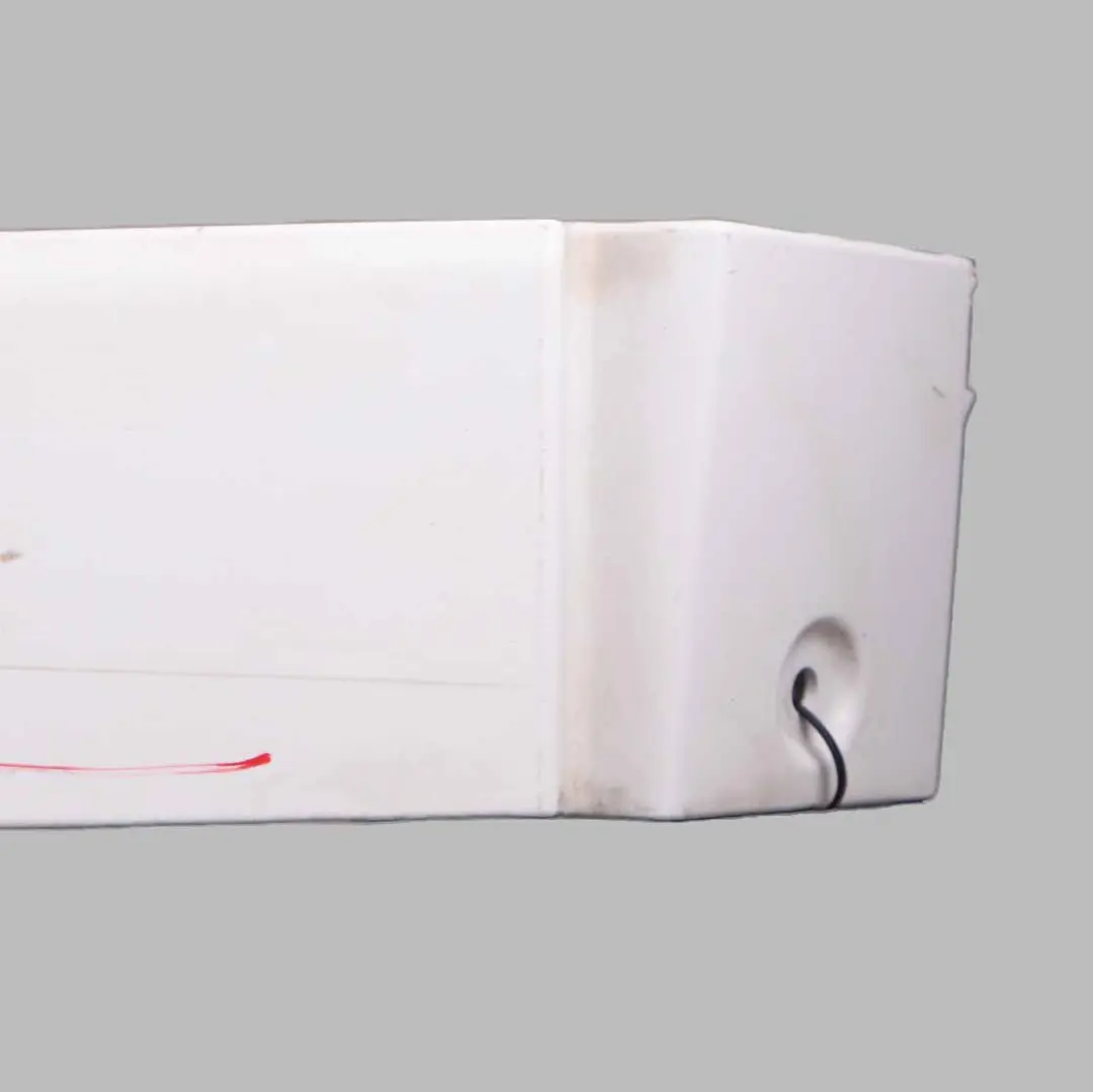 Cache Latéral Arrière Gauche Panneau Porte Arctic White 9147 pour Mercedes Vito W639 à propos du numéro de pièce A6396913008 Mercedes Vito W639 Cache Latéral Arrière Gauche Panneau Porte Arctic White 9147 - SKU A6396913008-ARW2 - Numéro de pièce A6396913008