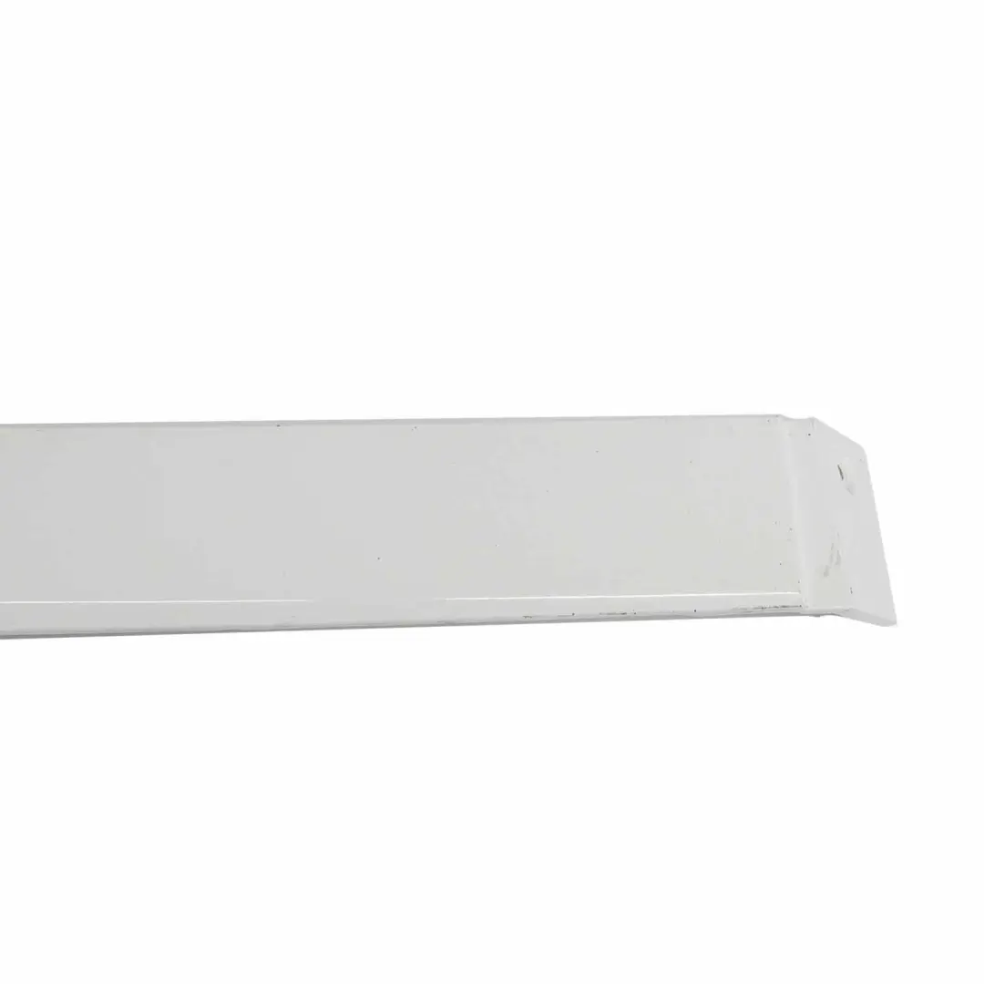 Mercedes Vito W639 Cache Rail Latéral Arrière Droit Porte Coulissante Blanc 9147 - SKU A6396913108-ARW1 - Numéro de pièce A6396913108