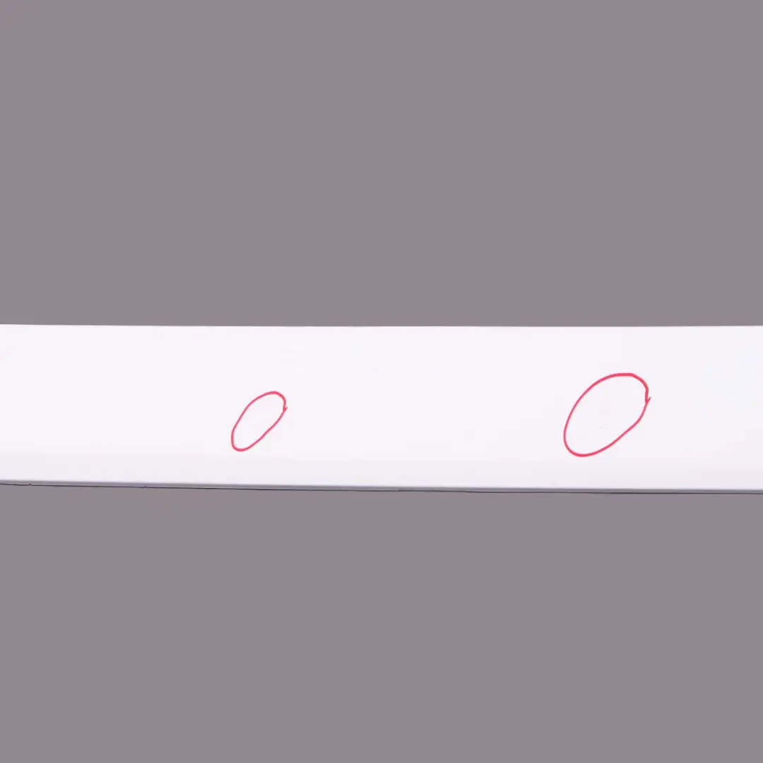 Side Rail Cover Rear Right Sliding Door Panel White pour Mercedes Vito W639 à propos du numéro de pièce A6396913108 Mercedes Vito W639 Side Rail Cover Rear Right Sliding Door Panel White - SKU A6396913108-ARW - Numéro de pièce A6396913108