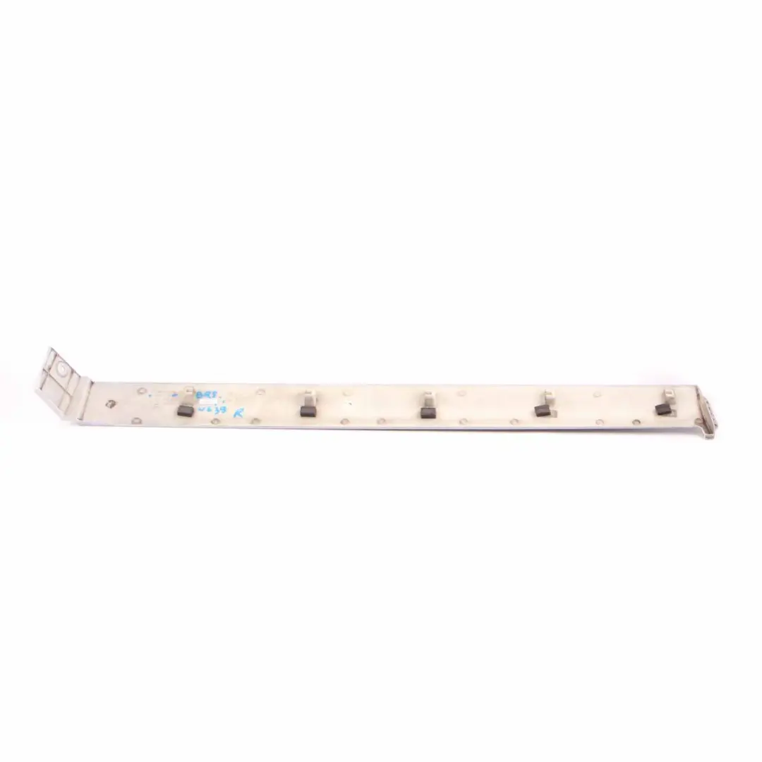 Side Rail Cover Rear Right O/S Sliding Door Panel Brilliant Silver to Mercedes W639 with Part number A6396913108 Mercedes W639 Side Rail Cover Rear Right O/S Sliding Door Panel Brilliant Silver - SKU A6396913108-BRS - Part number A6396913108