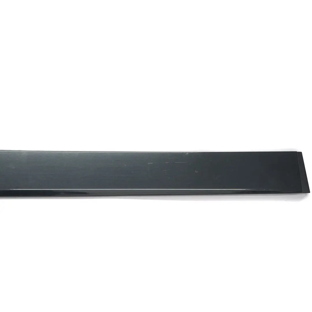 Mercedes W639 Moulure de porte coulissante droite Noir Carbone - 040 - SKU A6396913308-CBL - Numéro de pièce A6396913308