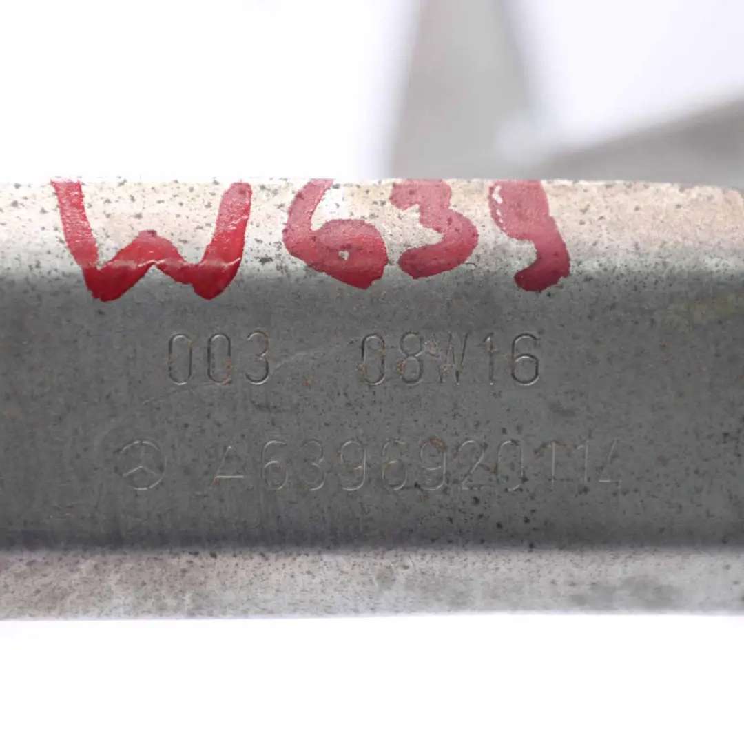 Support fixation murale latérale intérieure Gauche Droite pour Mercedes Vito W639 à propos du numéro de pièce A6396920114 Mercedes Vito W639 Support fixation murale latérale intérieure Gauche Droite - SKU A6396920114 - Numéro de pièce A6396920114