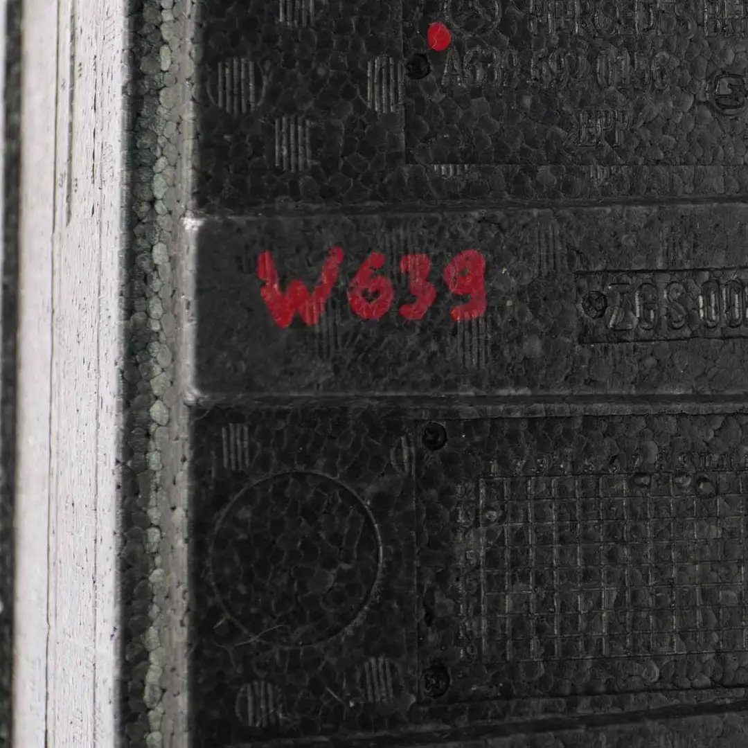 Styropian Wygłuszenie Prawy Tył do Mercedes Vito W639 o numerze A6396920156 Mercedes Vito W639 Styropian Wygłuszenie Prawy Tył - SKU A6396920156 - Numer Części A6396920156