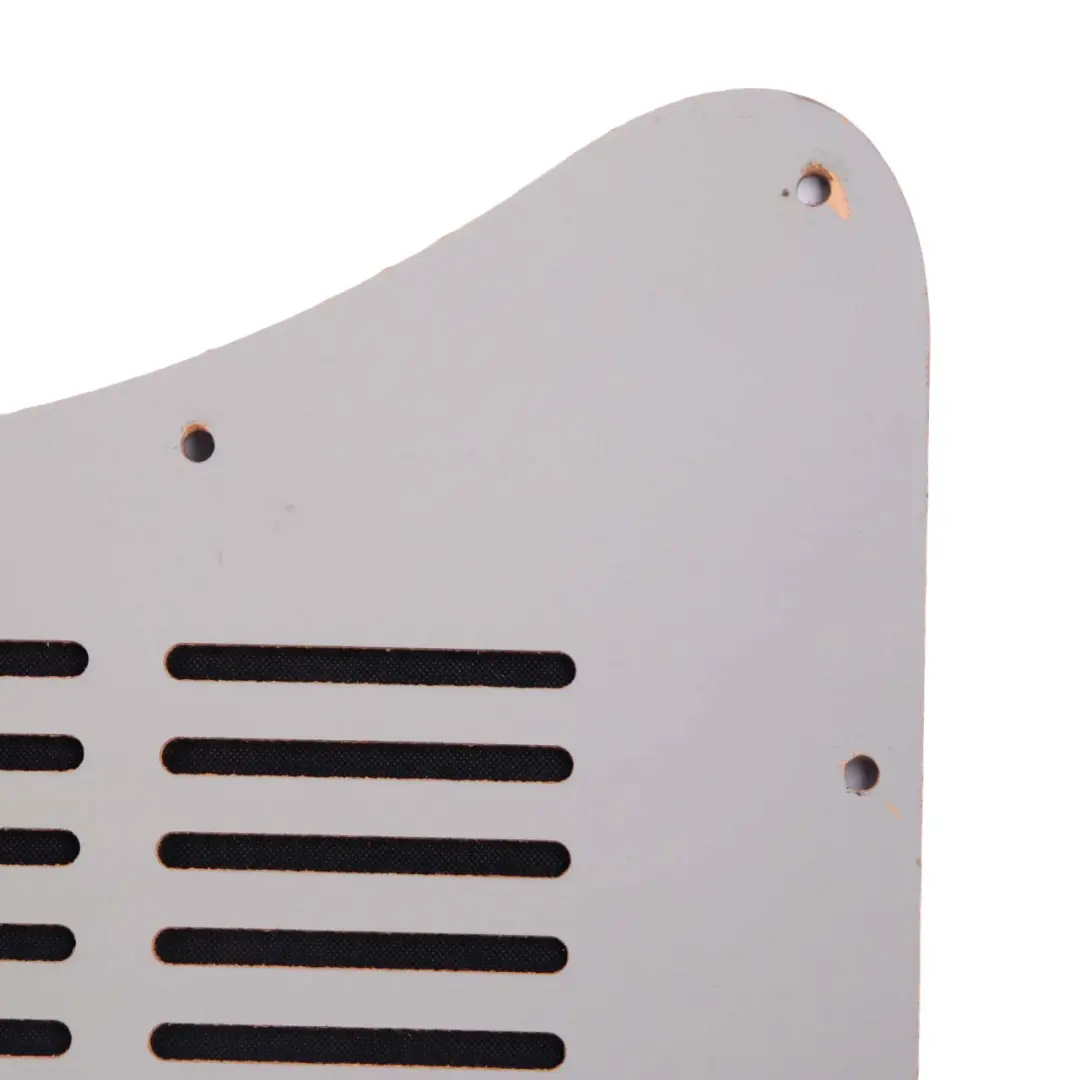 Tapa Panel Trasero Inferior Derecho Interior Gris para Mercedes Vito W639 con número de pieza A6396921300 Mercedes Vito W639 Tapa Panel Trasero Inferior Derecho Interior Gris - SKU A6396921300 - Número de pieza A6396921300