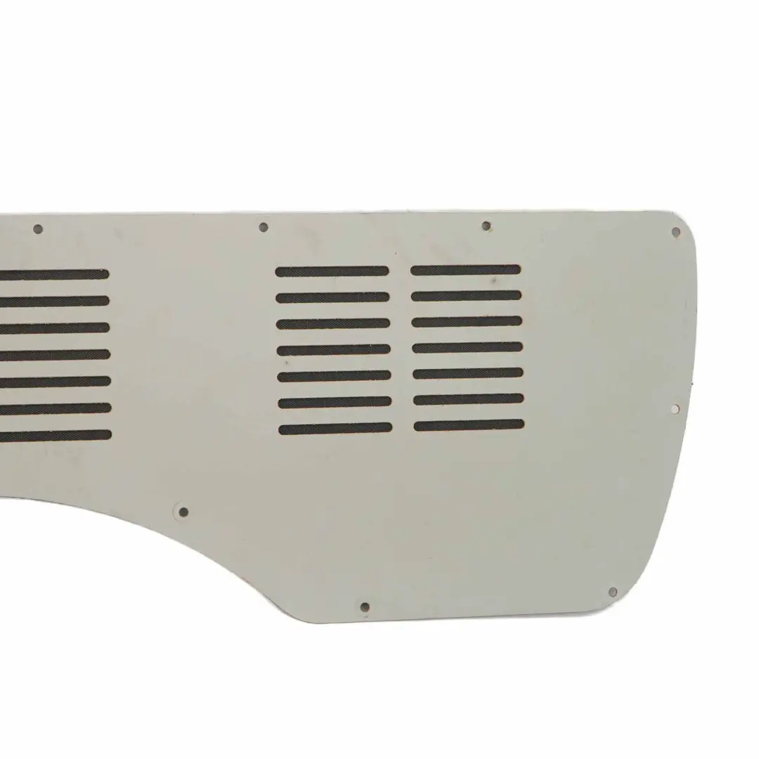 Tapa del Panel Trasero Derecho Interior Gris para Mercedes Vito W639 con número de pieza A6396921400 Mercedes Vito W639 Tapa del Panel Trasero Derecho Interior Gris - SKU A6396921400 - Número de pieza A6396921400