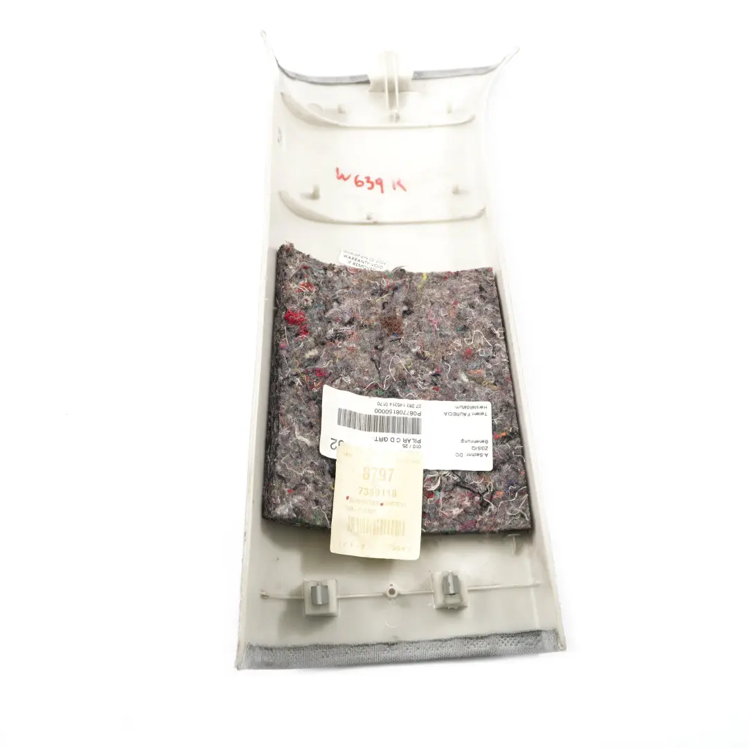 Osłona Słupka C Prawa Szara do Mercedes Vito W639 o numerze A6396923900 Mercedes Vito W639 Osłona Słupka C Prawa Szara - SKU A6396923900 - Numer Części A6396923900