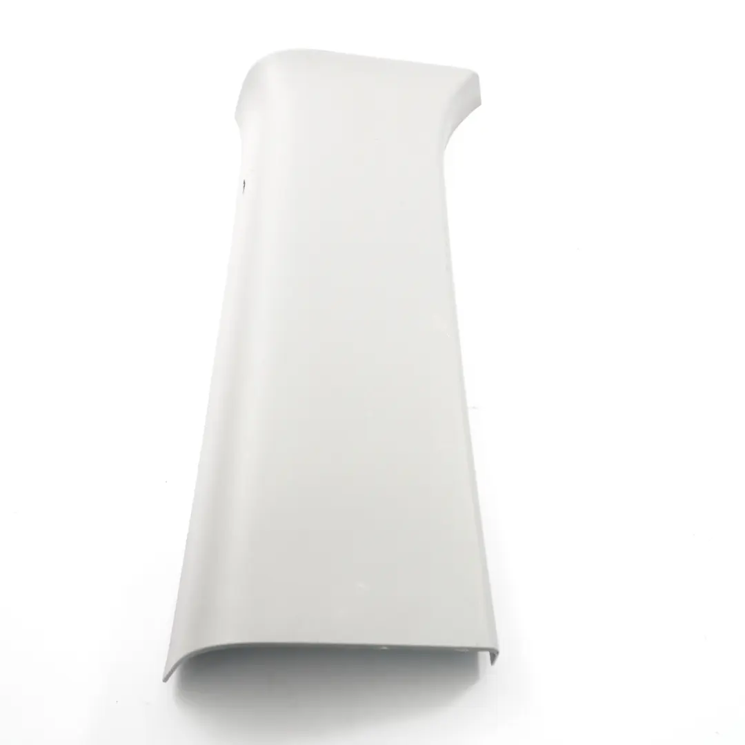 Couvre pilier C gauche Orion Gris pour Mercedes Vito W639 à propos du numéro de pièce A6396925700 Mercedes Vito W639 Couvre pilier C gauche Orion Gris - SKU A6396925700 - Numéro de pièce A6396925700