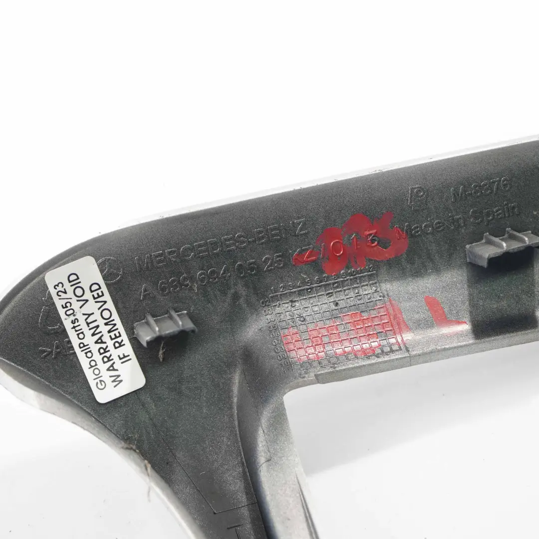 hintere Stoßstange Formteil links Trim Brillant Silber für Mercedes W639 mit Teilenummer A6396940525 Mercedes W639 hintere Stoßstange Formteil links Trim Brillant Silber - SKU A6396940525-BRS - Teilenummer A6396940525