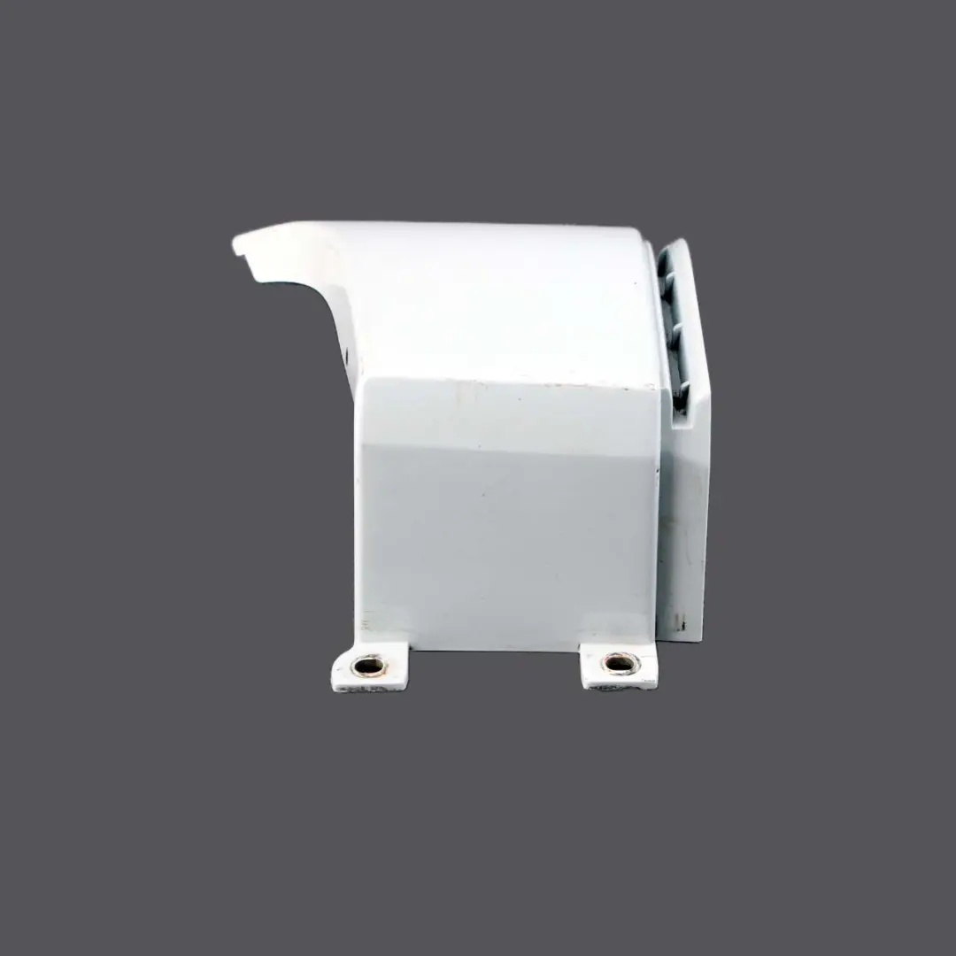 Angolare Paraurti Posteriore Destro Trim Bianco Artico 9147 per Mercedes Vito W639 con numero di parte A6396940825 Mercedes Vito W639 Angolare Paraurti Posteriore Destro Trim Bianco Artico 9147 - SKU A6396940825-ARW - Numero di parte A6396940825
