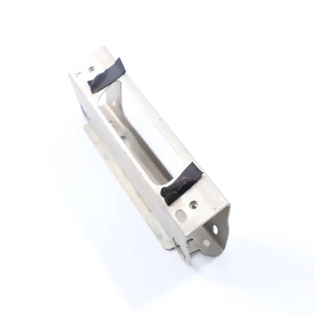 Mercedes Vito W639 Supporto maniglia montaggio posteriore destro - SKU A6396950814 - Numero di parte A6396950814