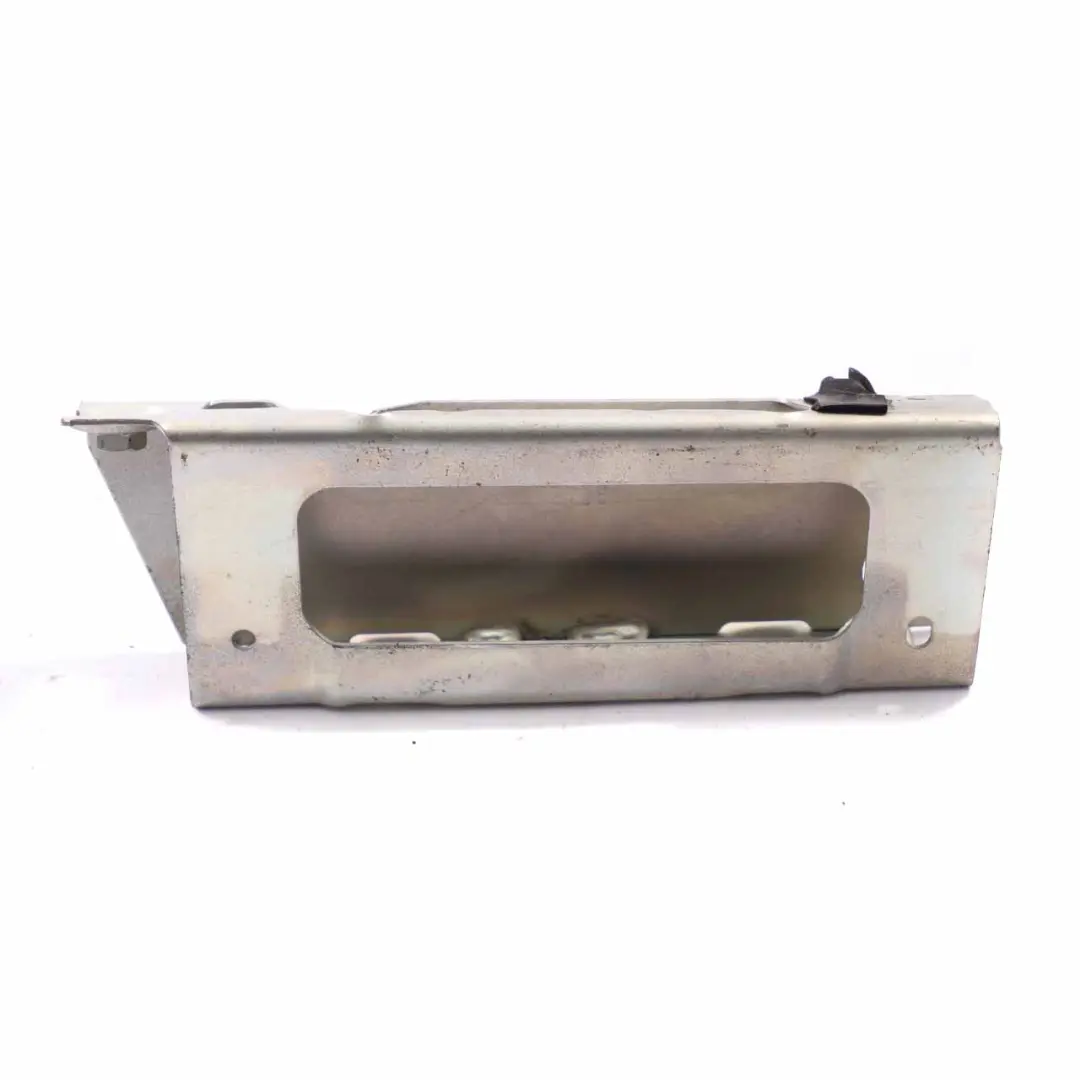 Mercedes Vito Viano W639 Support pavillon gauche Montage sur toit A6396951414 - SKU A6396953514 - Numéro de pièce A6396953514