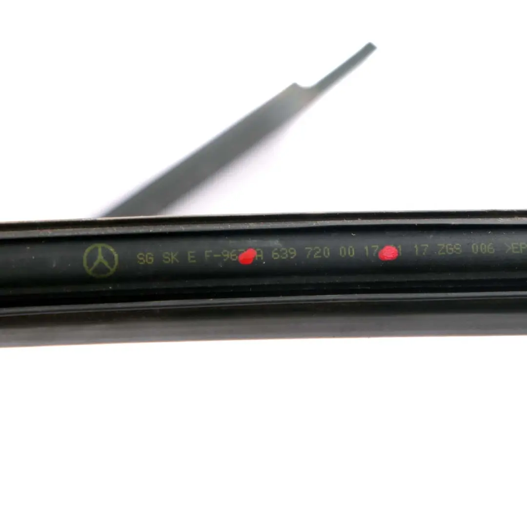 Mercedes-Benz W639 Viano Tür Dichtung Türdichtung Vorne Links für mit Teilenummer A6397200017 Mercedes-Benz W639 Viano Tür Dichtung Türdichtung Vorne Links - SKU A6397200017 - Teilenummer A6397200017