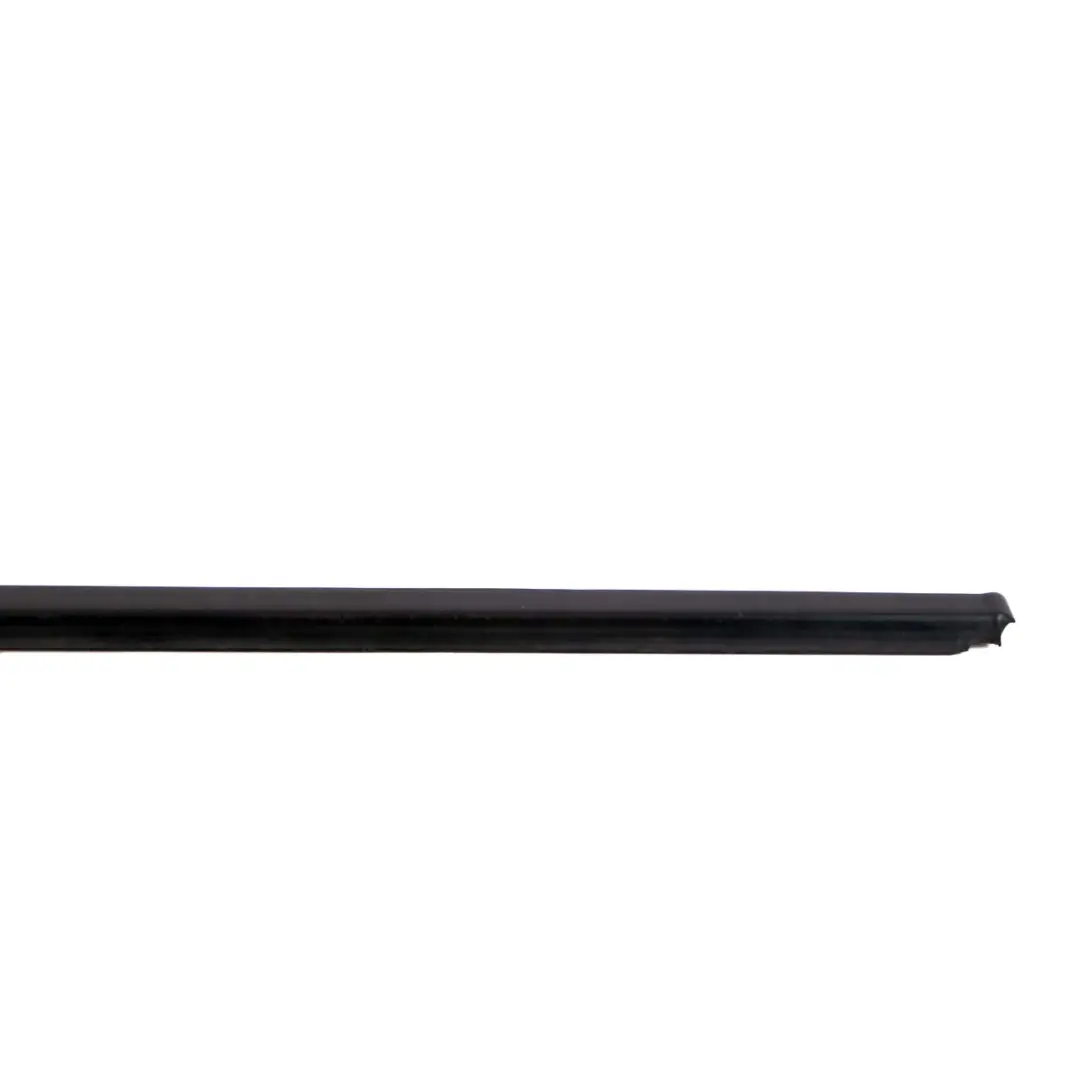 Mercedes W639 Anteriore destro O/S Porta Finestra Striscia Trim Moulding Esterno - SKU A6397200124 - Numero di parte A6397200124