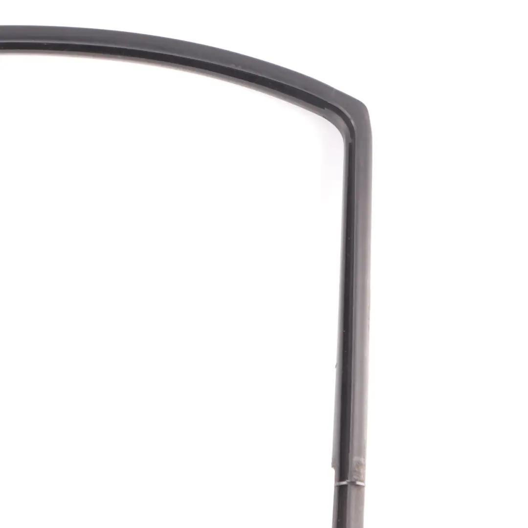  Guida Mercedes W639 Porta anteriore sinistra Guarnizione finestra - SKU A6397200217 - Numero di parte A6397200217
