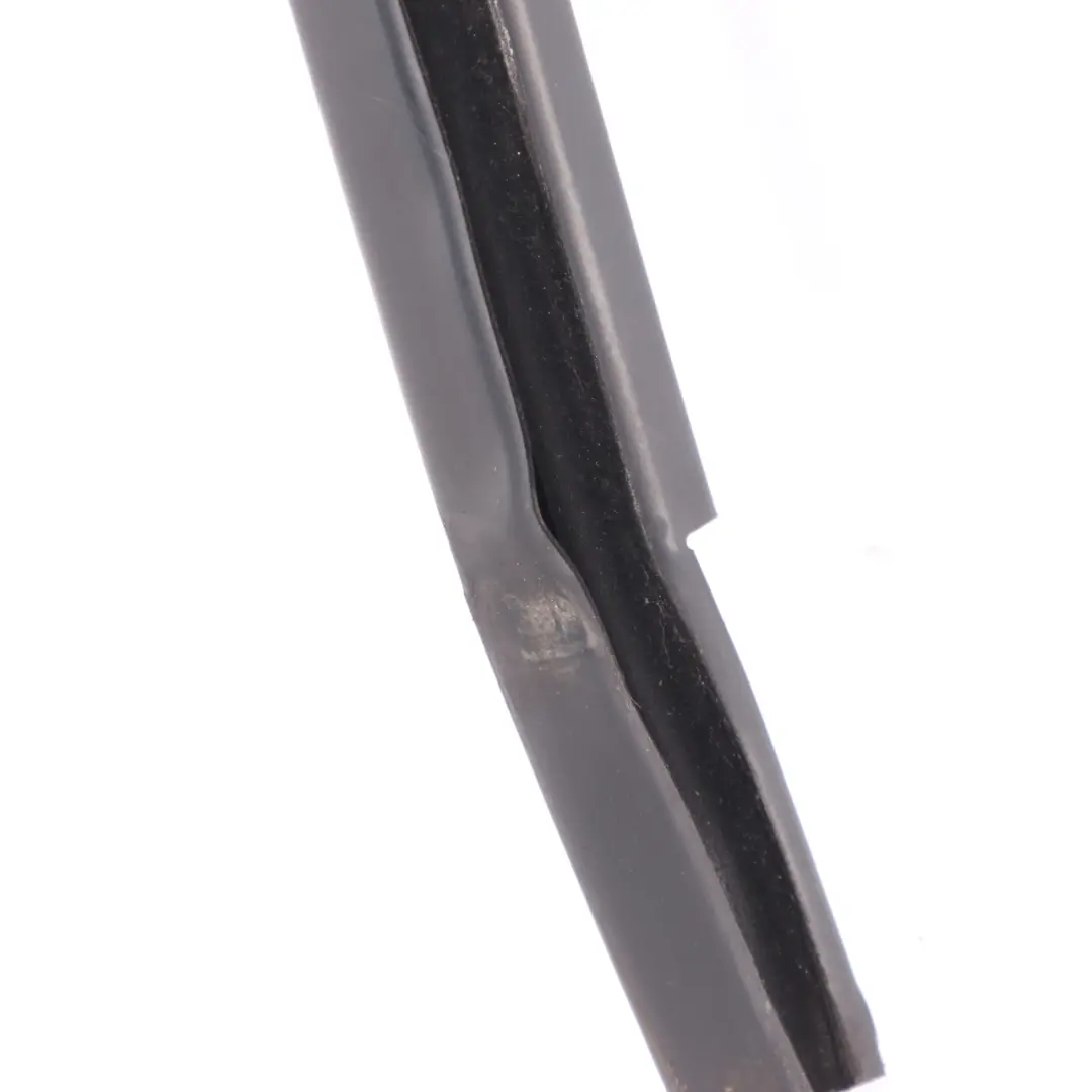 Mercedes W639 Porte avant gauche Fenêtre Guide Scellement des rails - SKU A6397200217 - Numéro de pièce A6397200217