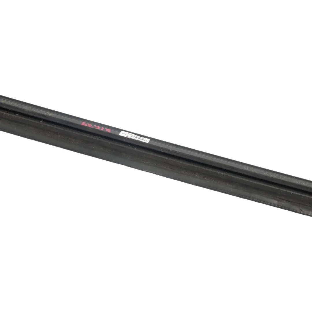 Mercedes Vito W639 Window Guide Front Left Right Door N/O/S Rail Seal Gasket - SKU A6397200224 - Part number A6397200224
