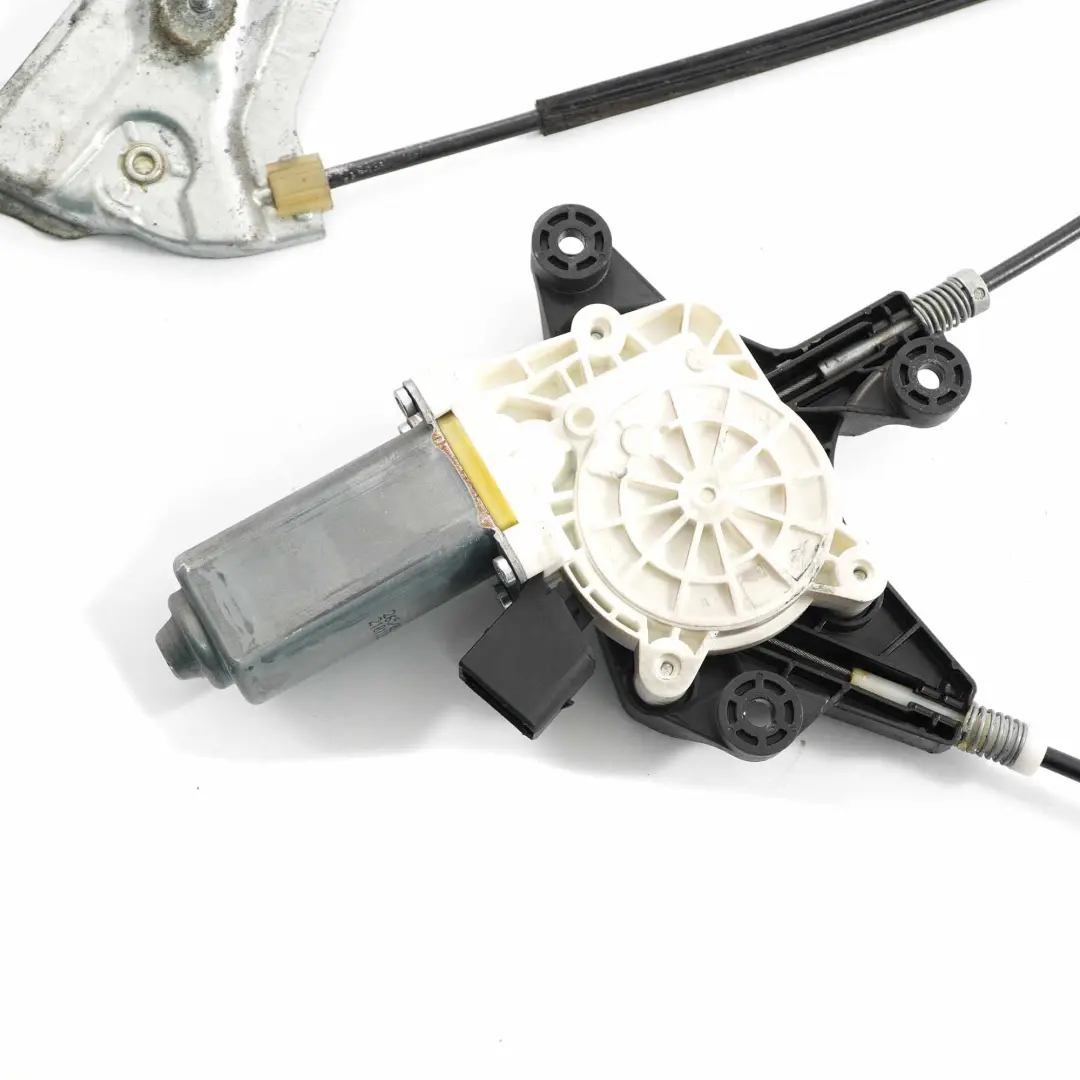 Puerta Delantera Izquierda Motor Elevalunas Electrico para Mercedes Vito W639 con número de pieza A6397200446 Mercedes Vito W639 Puerta Delantera Izquierda Motor Elevalunas Electrico - SKU A6397200446-1 - Número de pieza A6397200446