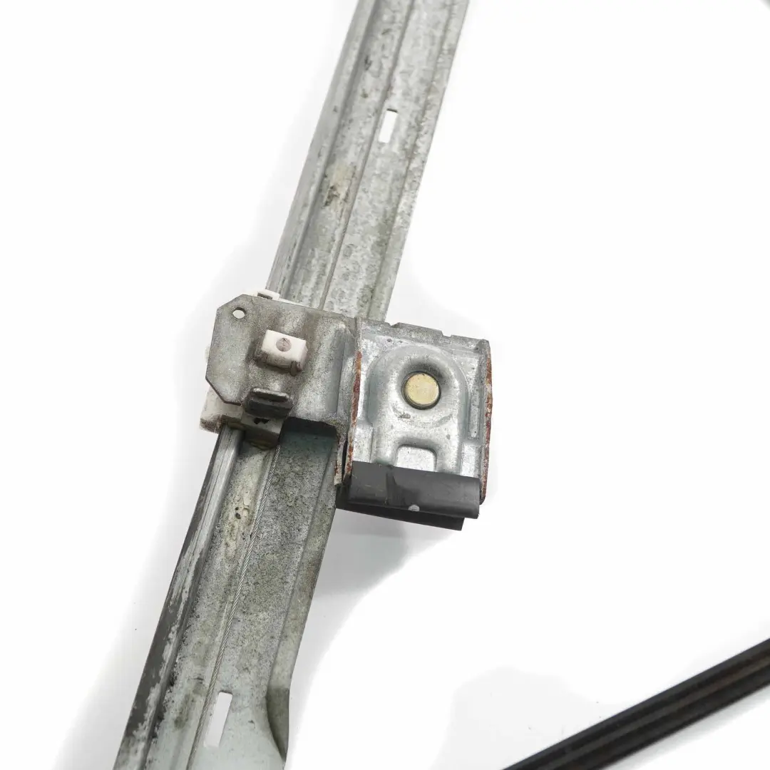 Podnośnik Szyby Lewy Przód do Mercedes Vito W639 o numerze A6397200446 Mercedes Vito W639 Podnośnik Szyby Lewy Przód - SKU A6397200446 - Numer Części A6397200446