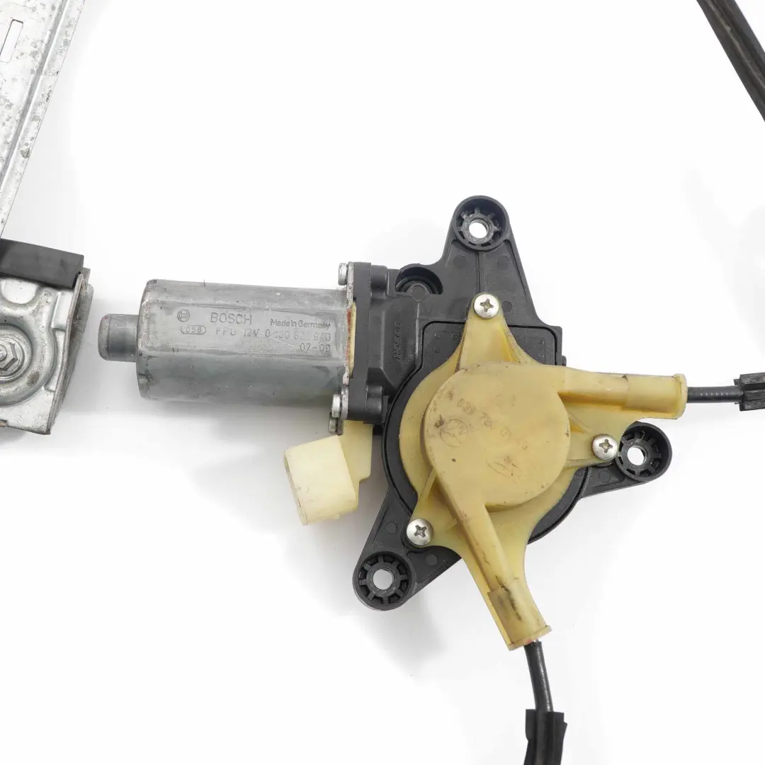 Mercedes Vito W639 Motore Alzacristalli Elettrici Porta Anteriore Destra - SKU A6397200546-1 - Numero di parte A6397200546