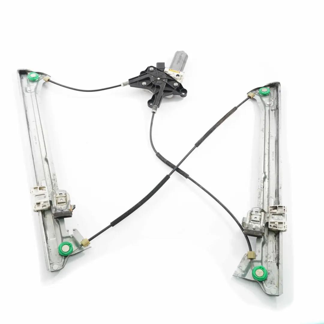 Mercedes Vito W639 Moteur de Leve-vitre Electrique de la Porte Avant Droite - SKU A6397200546-2 - Numéro de pièce A6397200546