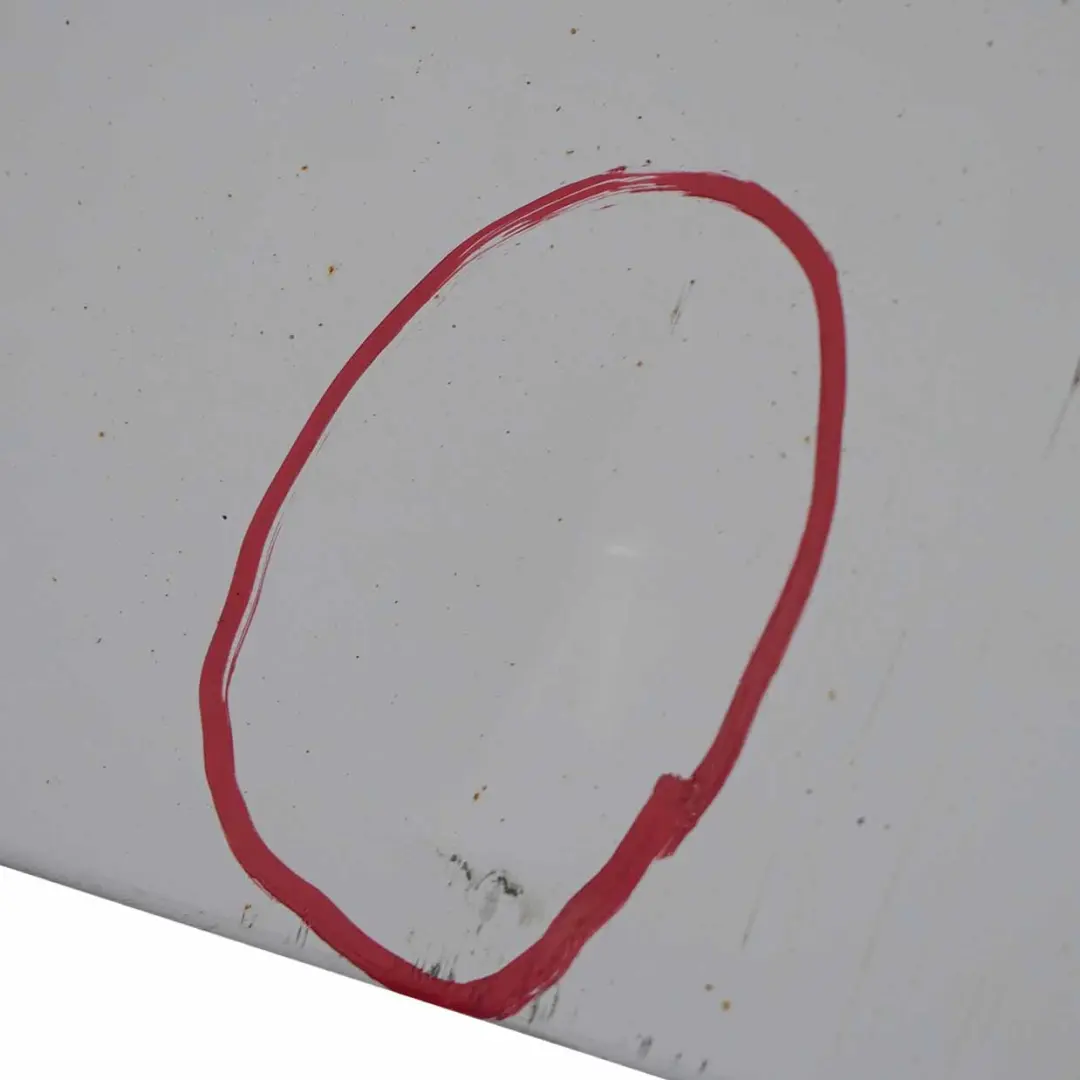 Guscio pannello anteriore sinistro porta N/S Bianco Artico - 9147 per Mercedes W639 con numero di parte A6397201005 Mercedes W639 Guscio pannello anteriore sinistro porta N/S Bianco Artico - 9147 - SKU A6397201005-ARW2 - Numero di parte A6397201005