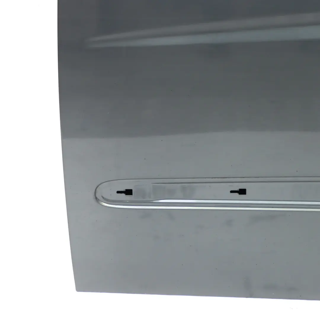 Puerta Delantera Izquierda Flint Grey Metallic - 368 para Mercedes Vito W639 con número de pieza A6397201005 Mercedes Vito W639 Puerta Delantera Izquierda Flint Grey Metallic - 368 - SKU A6397201005-FLG - Número de pieza A6397201005