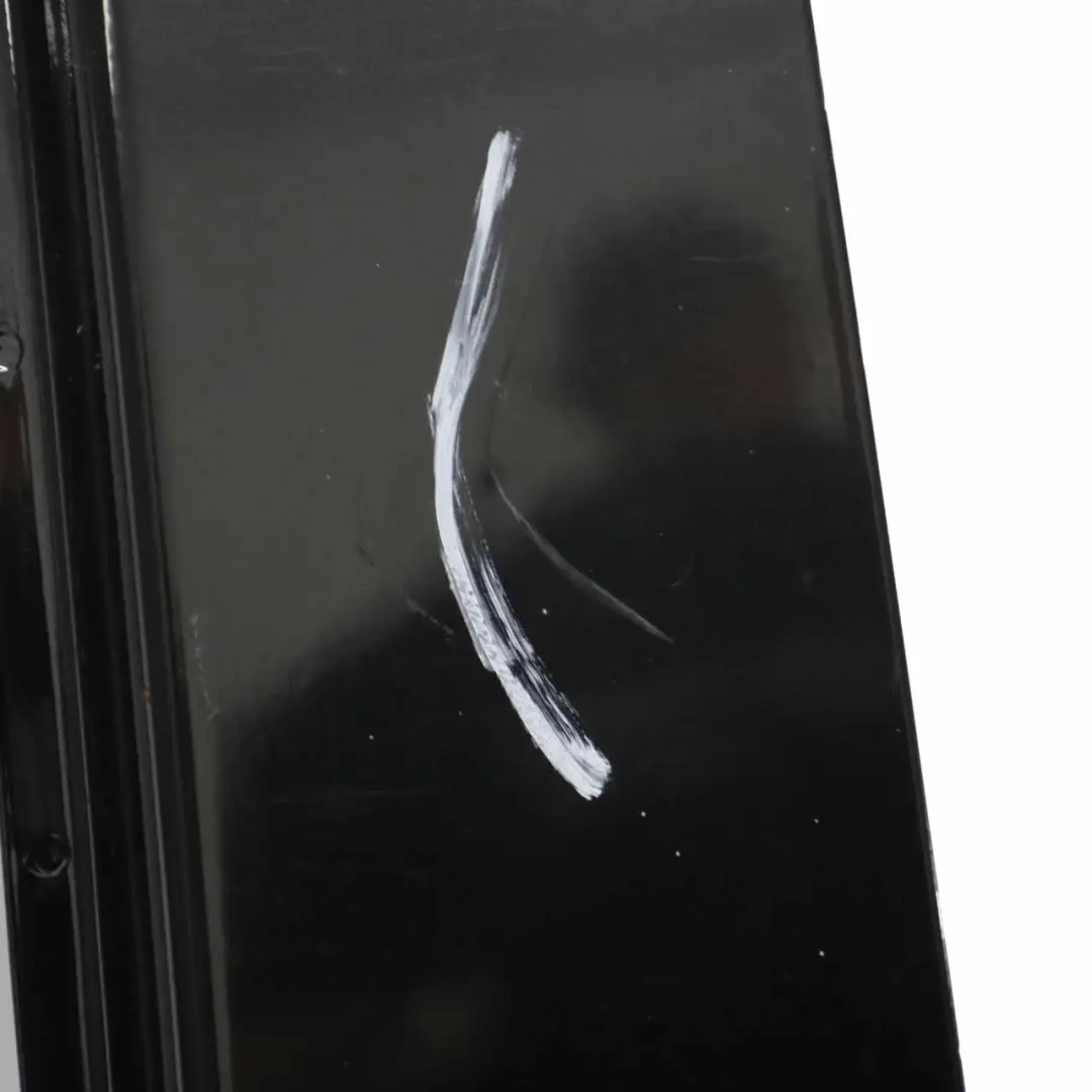 Puerta Delantera Izquierda Negro Obsidiana Metalizado - 197 para Mercedes Vito W639 con número de pieza A6397201005 Mercedes Vito W639 Puerta Delantera Izquierda Negro Obsidiana Metalizado - 197 - SKU A6397201005-OB - Número de pieza A6397201005