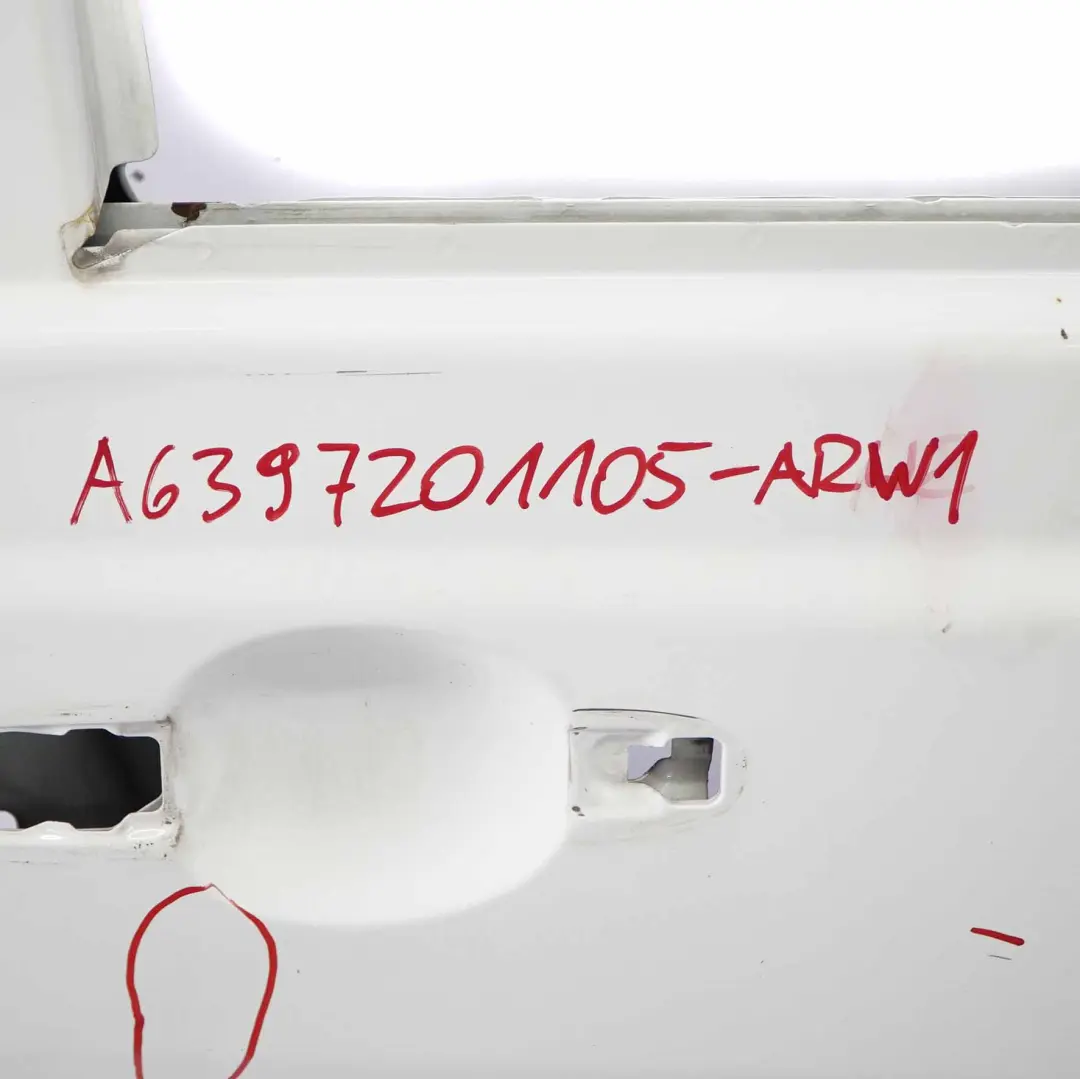 Mercedes Vito W639 Puerta Delantera Derecha Tapa Panel Blanco artico - 9174 - SKU A6397201105-ARW1 - Número de pieza A6397201105