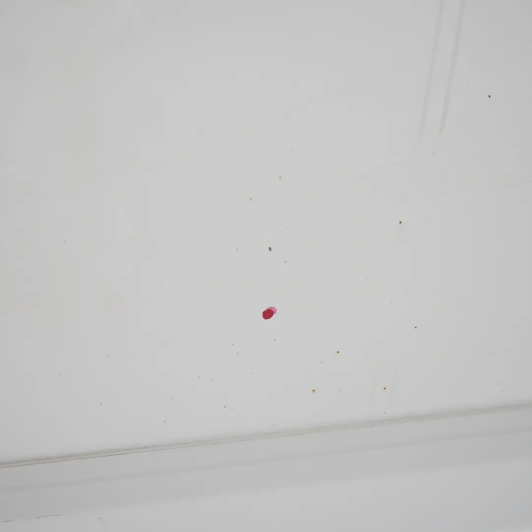 Pannello copertura anteriore destro Arctic White - 9174 per Mercedes Vito W639 con numero di parte A6397201105 Mercedes Vito W639 Pannello copertura anteriore destro Arctic White - 9174 - SKU A6397201105-ARW2 - Numero di parte A6397201105