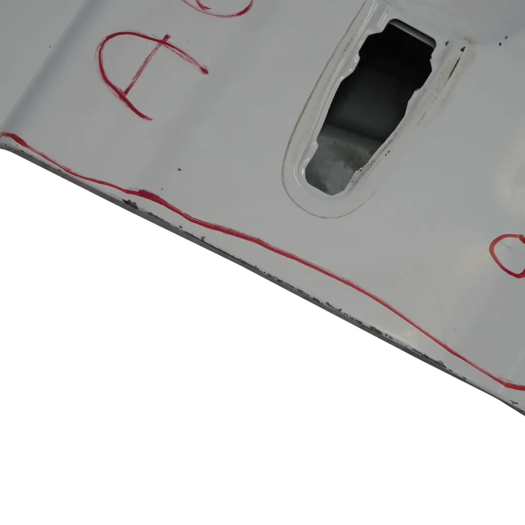 Panneau de recouvrement de la porte avant droite blanc pour Mercedes Vito W639 à propos du numéro de pièce A6397201105 Mercedes Vito W639 Panneau de recouvrement de la porte avant droite blanc - SKU A6397201105-ARW - Numéro de pièce A6397201105