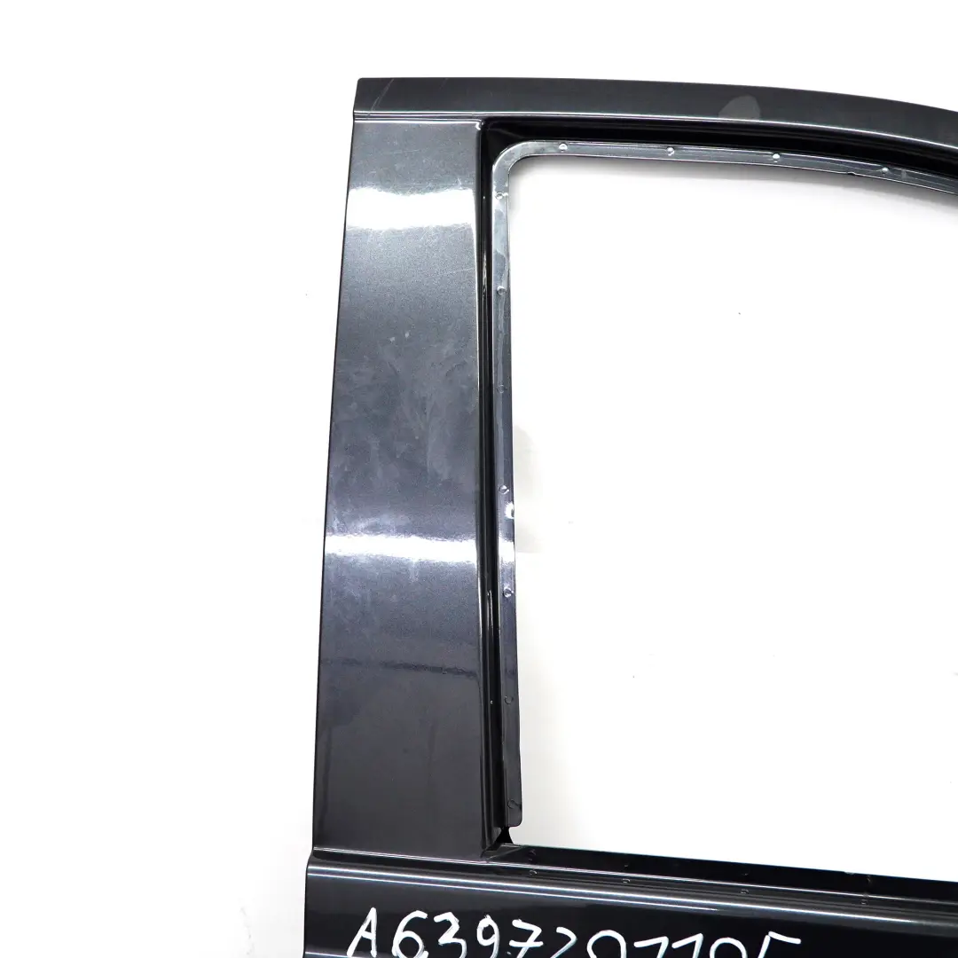 Door Front Right O/S Carbon Black Metallic - 040 to Mercedes Vito W639 with Part number A6397201105 Mercedes Vito W639 Door Front Right O/S Carbon Black Metallic - 040 - SKU A6397201105-CBL - Part number A6397201105