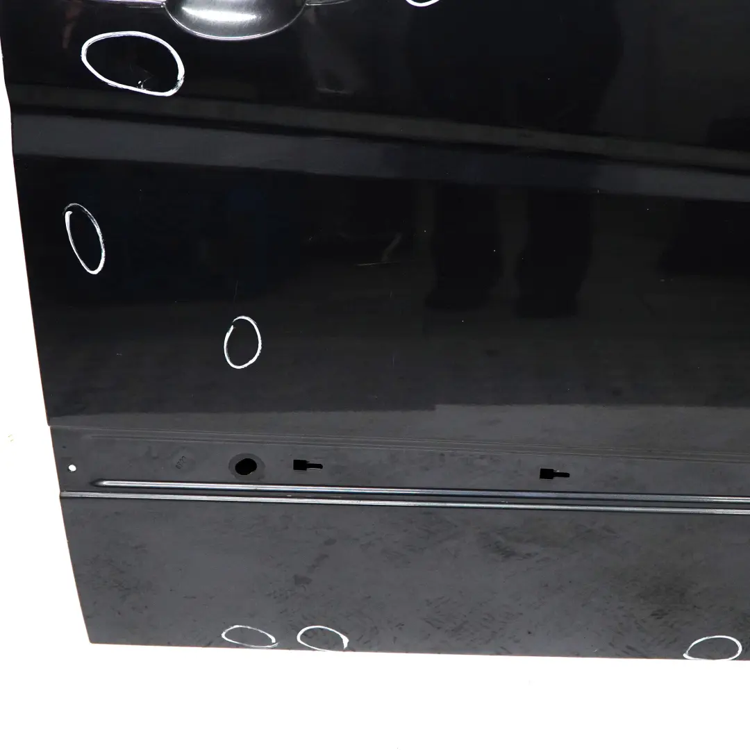 Mercedes Vito W639 Door Front Right O/S Carbon Black Metallic - 040 - SKU A6397201105-CBL - Part number A6397201105