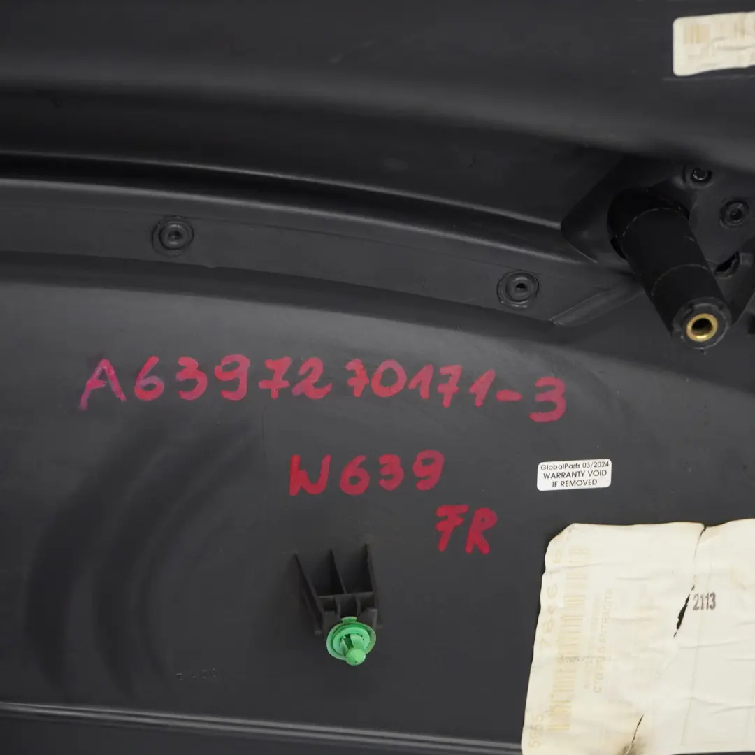 Panneau d'habillage de carte de porte avant droite noir pour Mercedes Vito W639 à propos du numéro de pièce A6397270171 Mercedes Vito W639 Panneau d'habillage de carte de porte avant droite noir - SKU A6397270171-3 - Numéro de pièce A6397270171
