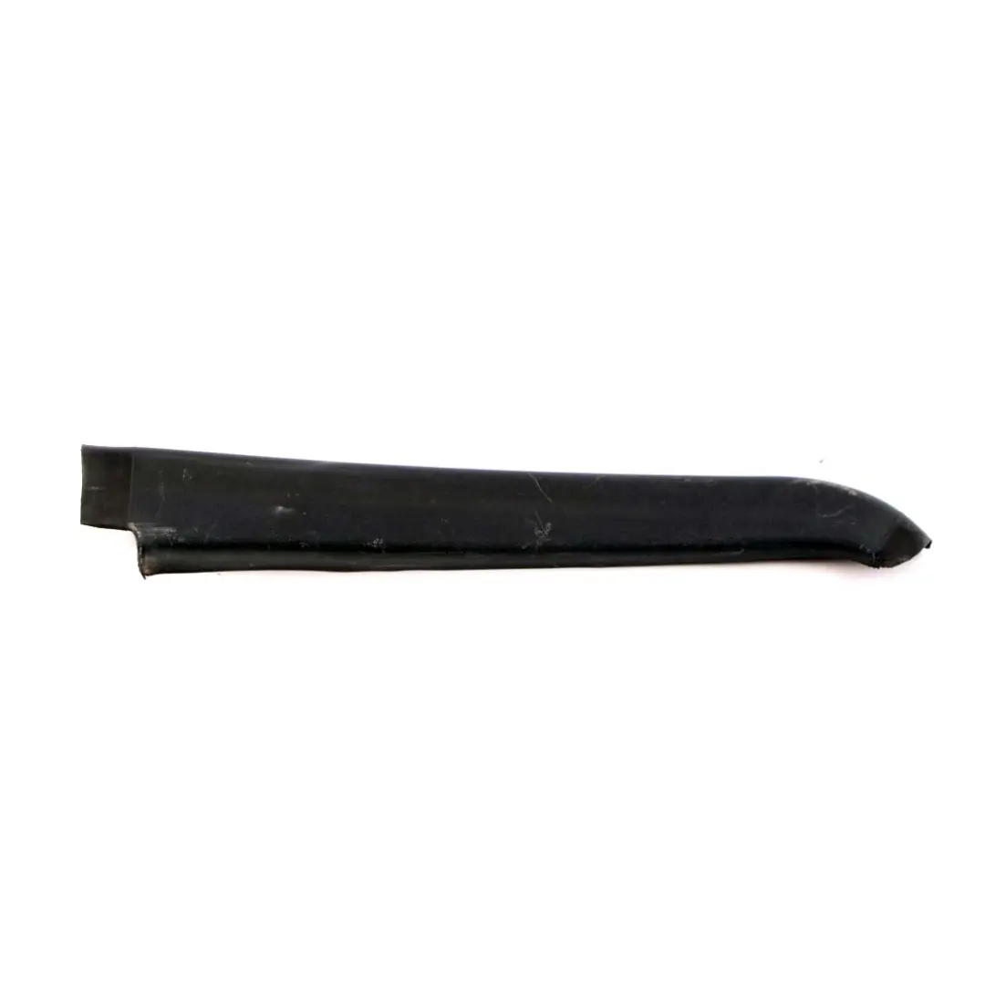  Mercedes-Benz Vito W639 Carenage de Carte De Porte Avant Droit - SKU A6397270771-1 - Numéro de pièce A6397270771