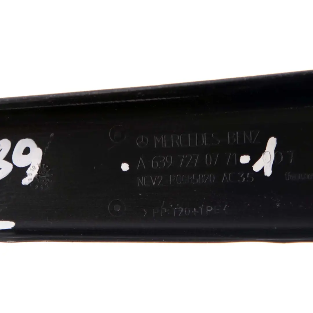  Mercedes-Benz Vito W639 Coperchio Carenatura Porta Anteriore Destra - SKU A6397270771-1 - Numero di parte A6397270771